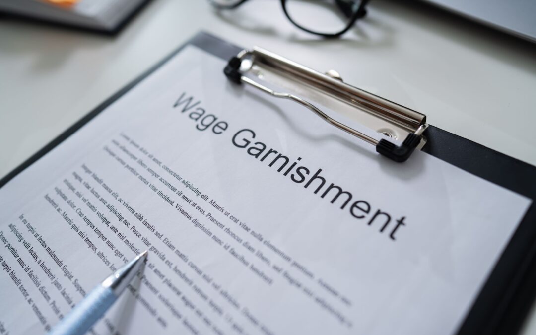 How Much Can Your Employer Deduct For a Wage Garnishment?